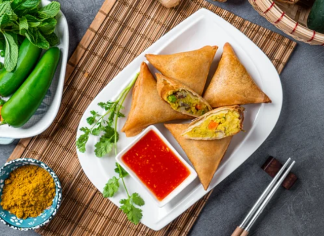Samosa x6.